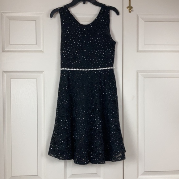 Speechless Jeweled Waist Flutter Sleeve Dress Size 14 - Picture 9 of 10